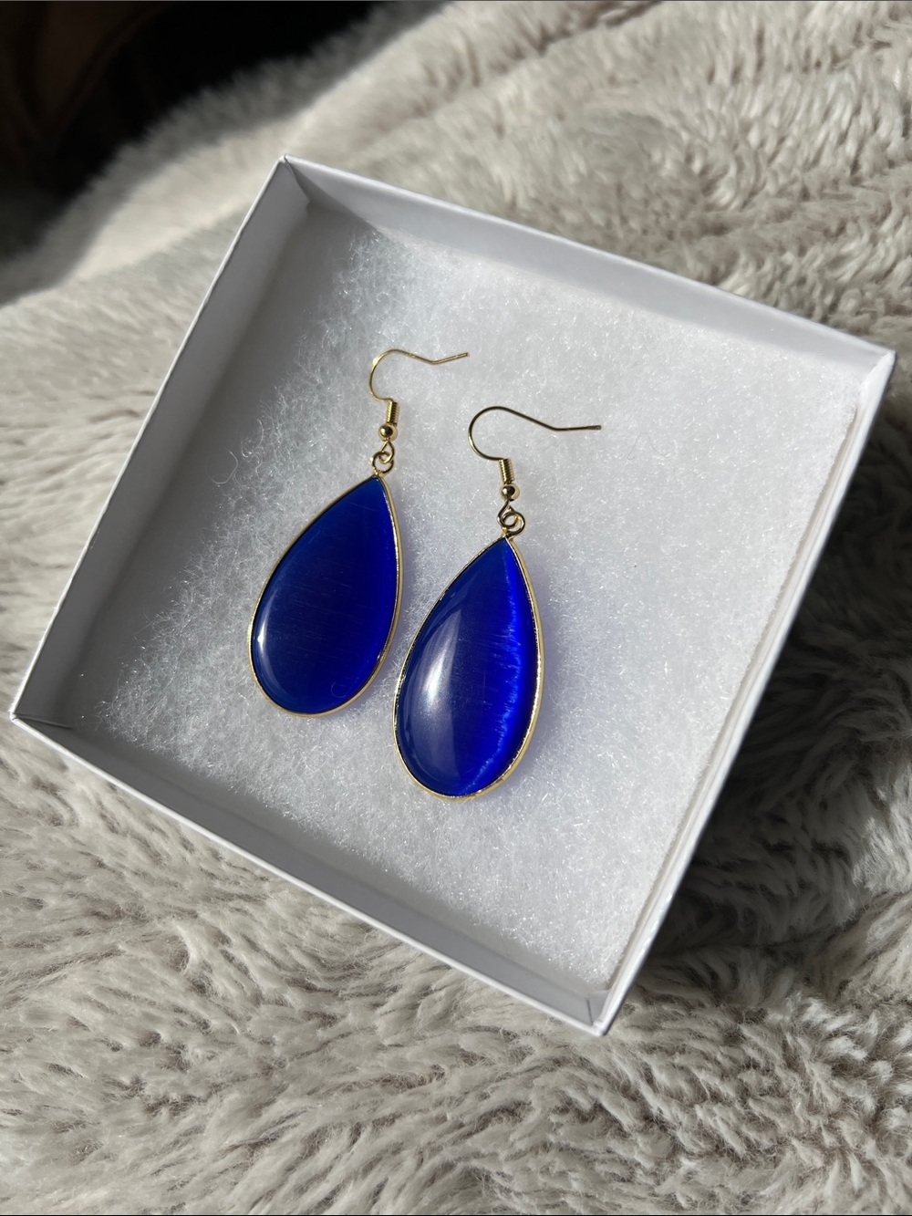 Gold-Plated Teardrop Blue Glass Earrings